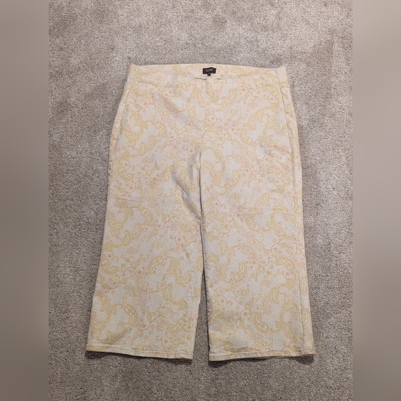 NYDJ Pull-On Wide-Leg Capri Jeans- Darcy Paisley - Picture 3 of 15